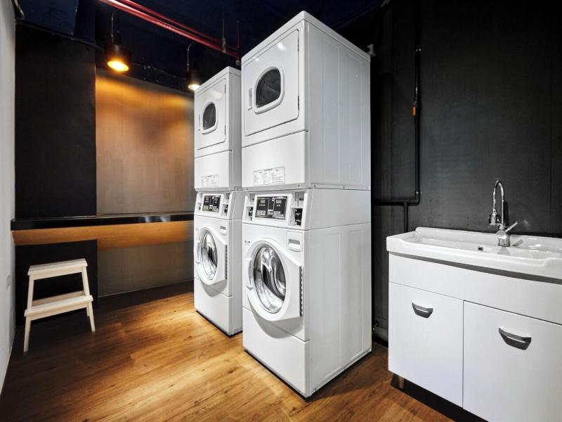 Lan Kwai Fong Garden Hotel  image