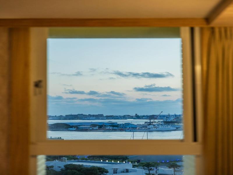 Kindness Hotel-Kaohsiung Guang Rong Pier image