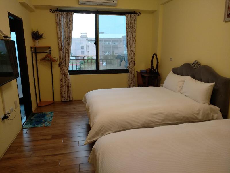 Star-Ya Bed and Breakfast image