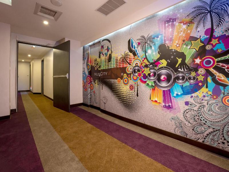 The Cloud Hotel image