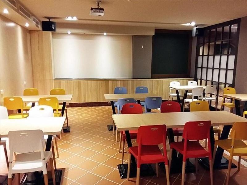 SENDALE ZHUBEI BUSINESS HOTEL image