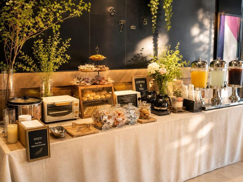 Calligraphy Greenway Hotel image