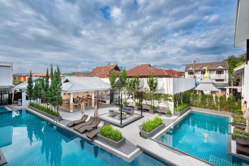 Ai Pai Hotel image