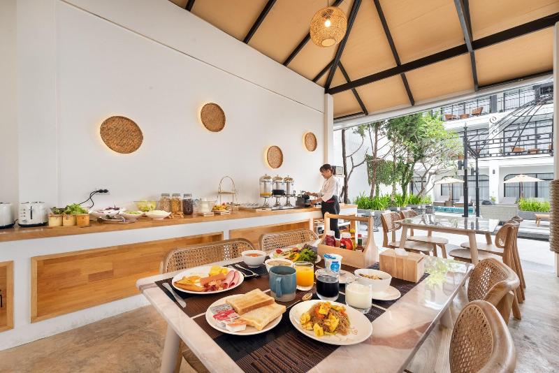 Ai Pai Hotel image