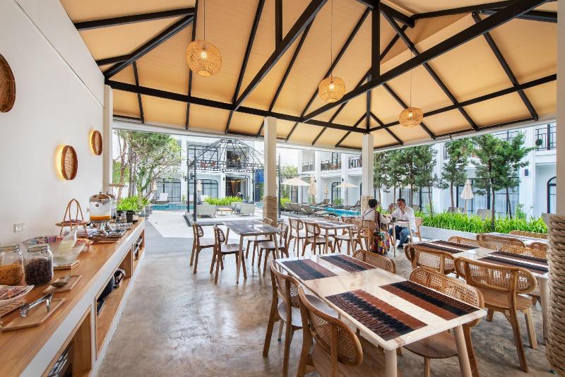 Ai Pai Hotel image