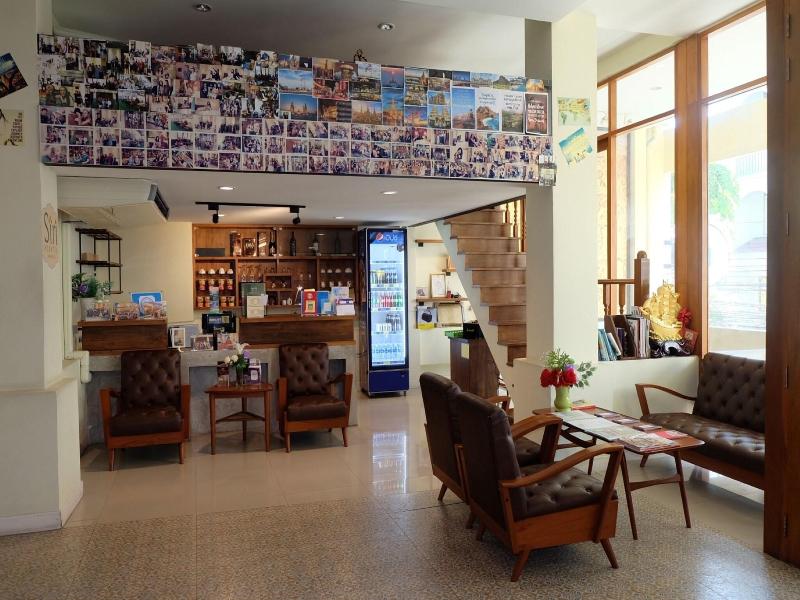 Siri Poshtel Bangkok image