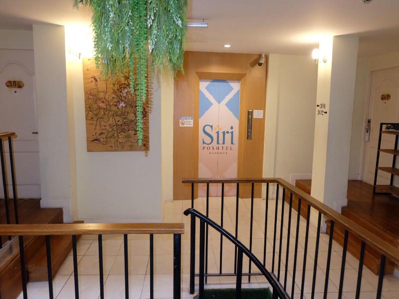 Siri Poshtel Bangkok image
