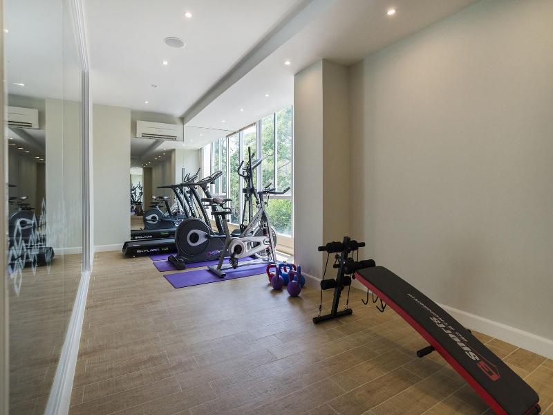 Zircon Hotel image