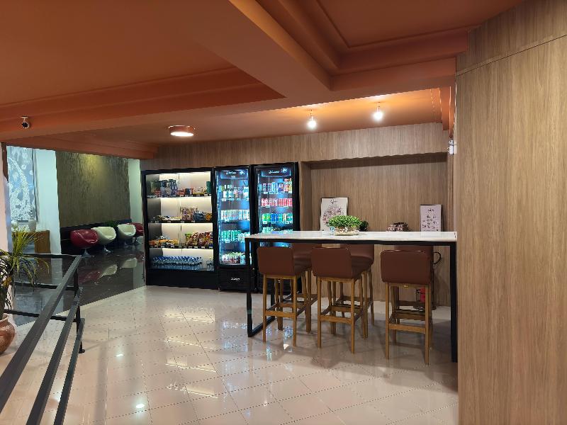 Le Village Flats e Hotel image
