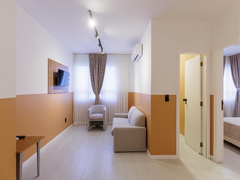 Le Village Flats e Hotel image