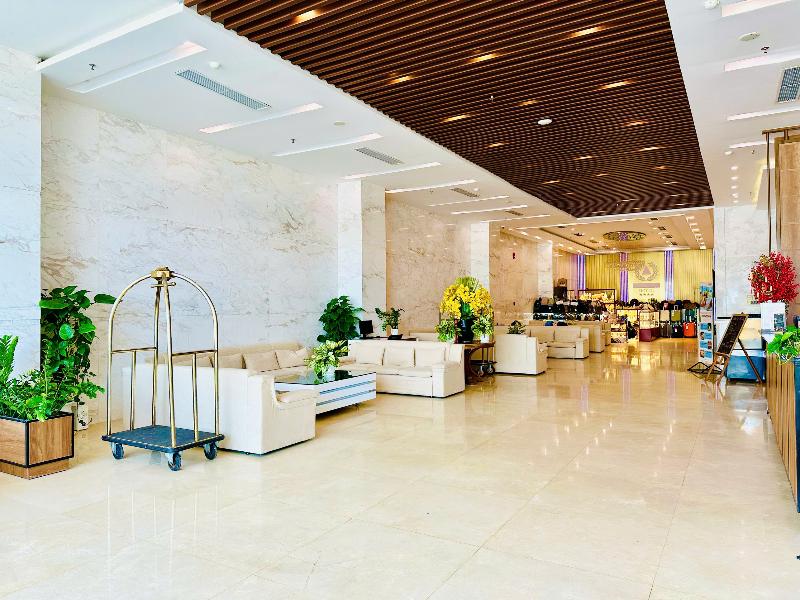 Yarra Ocean Suites Danang image