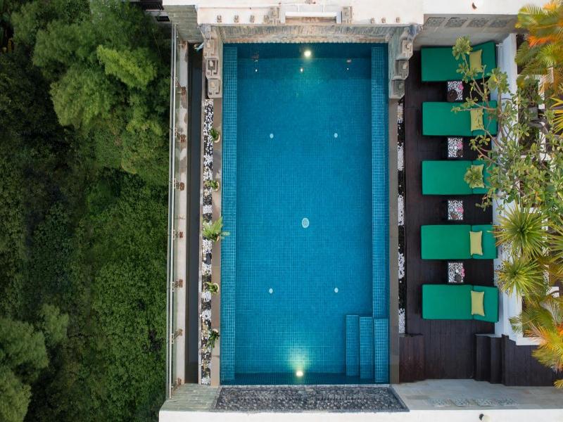 The Community - Siem Reap image