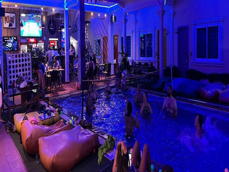 Funky Flashpacker Hostel image