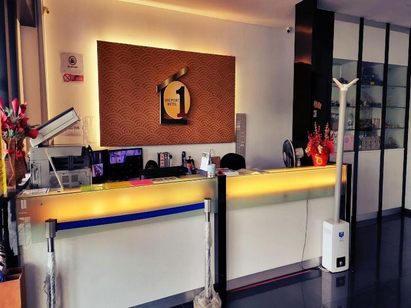 One Point Hotel Rh Plaza image