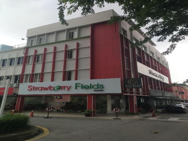 Hotel Strawberry Fields image