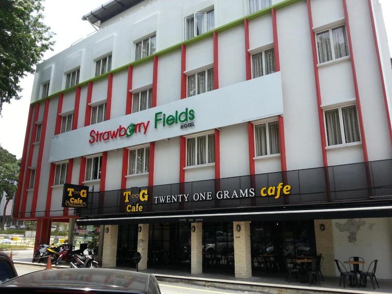 Hotel Strawberry Fields image