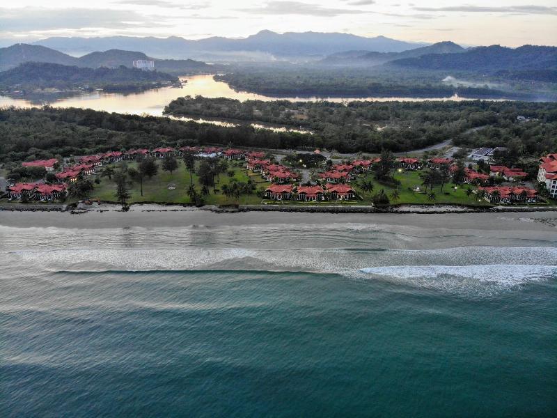 Borneo Beach Villas image