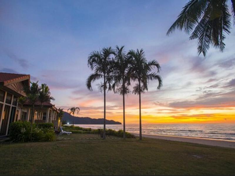 Borneo Beach Villas image