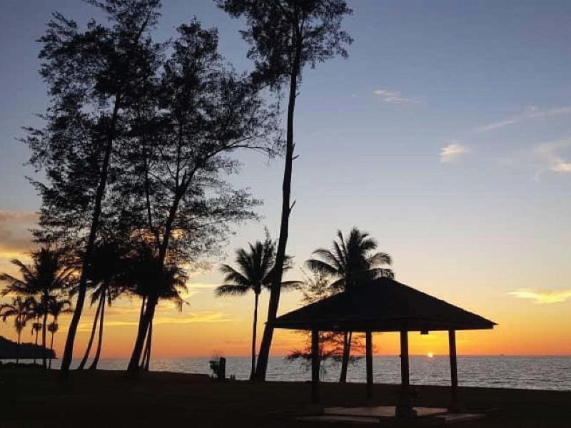 Borneo Beach Villas image