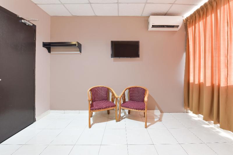 Hotel O Destiny Riverside Hotel image
