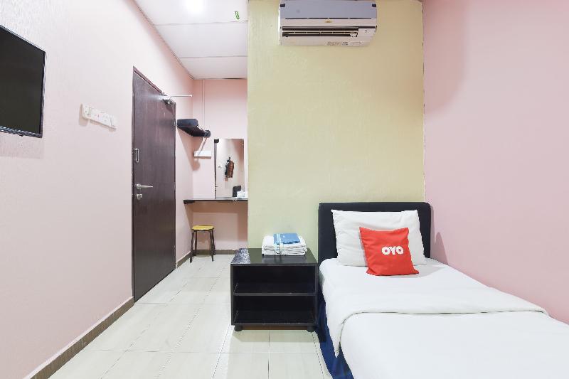 Hotel O Destiny Riverside Hotel image