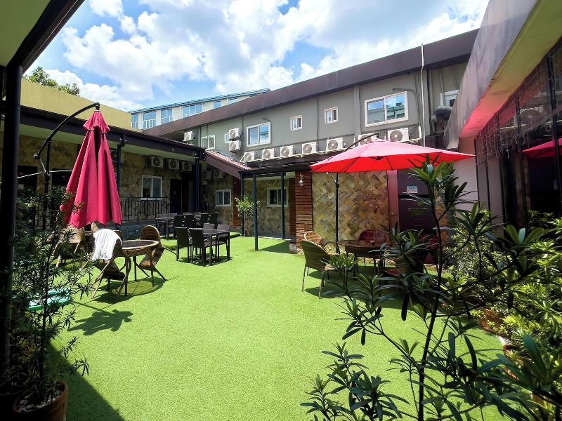 W Balibago Hotel image