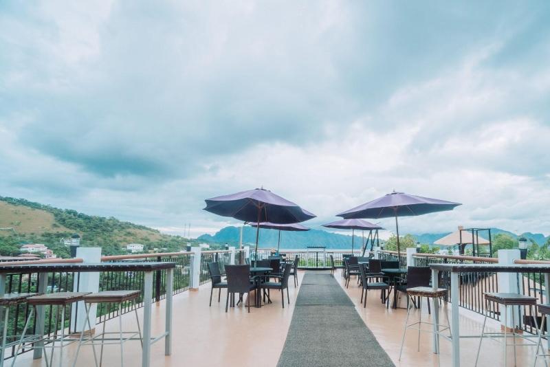 Skylodge Resort — general view