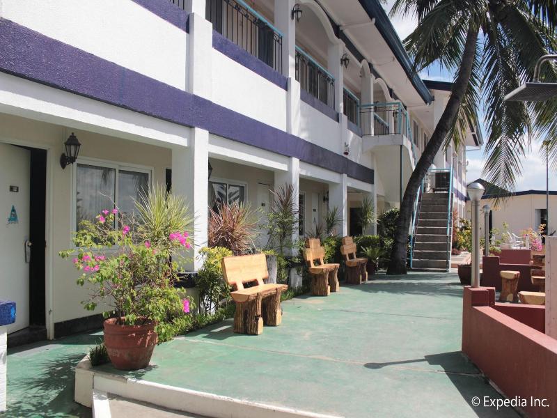 Blue Rock Resort and Dive Centre image