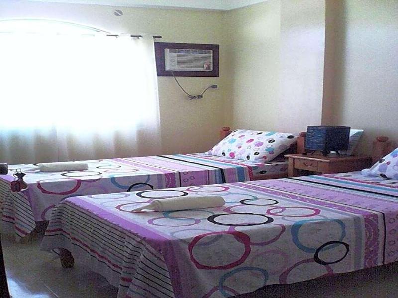Divine Castle Travelers Inn image