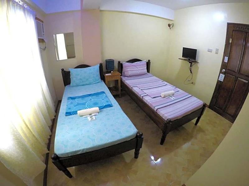 Divine Castle Travelers Inn image