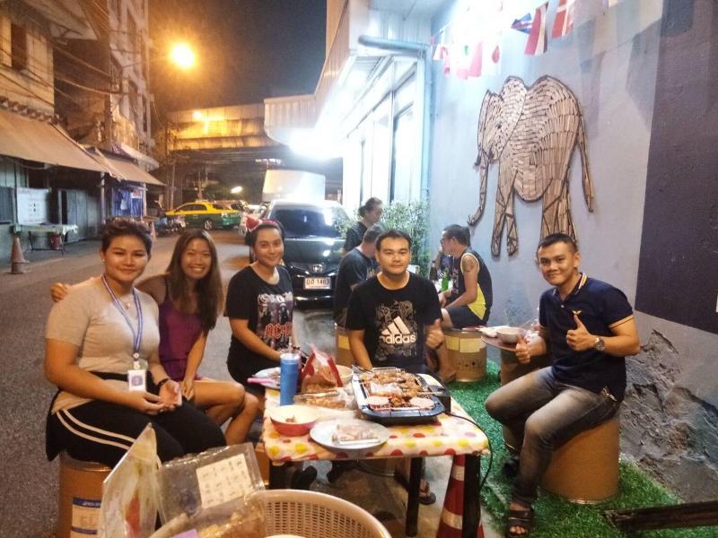 Zee Thai Hostel image