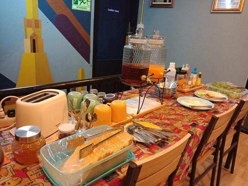 Zee Thai Hostel image