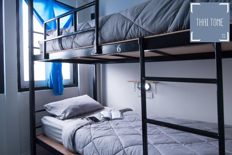 Zee Thai Hostel image