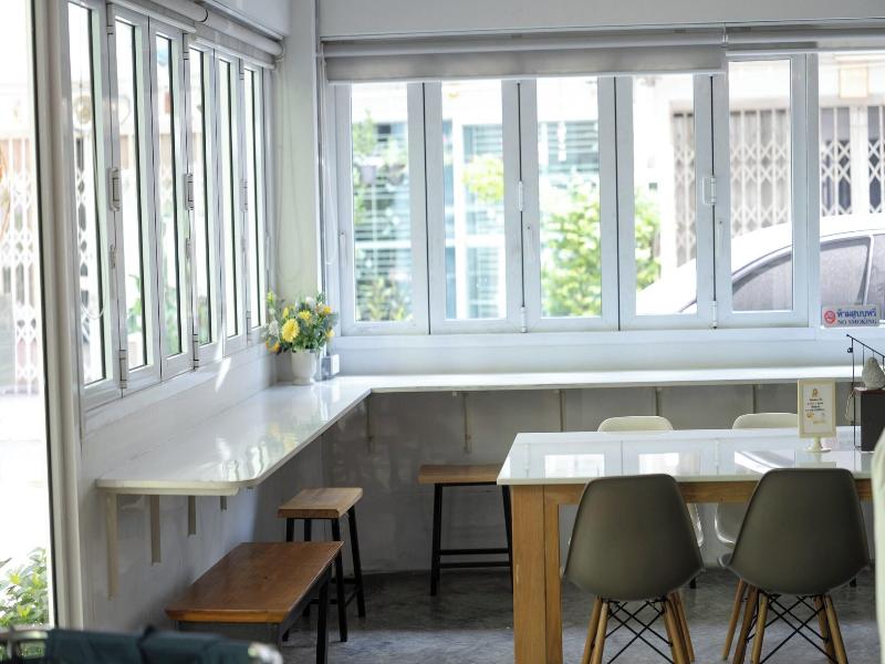 Diff Hostel image