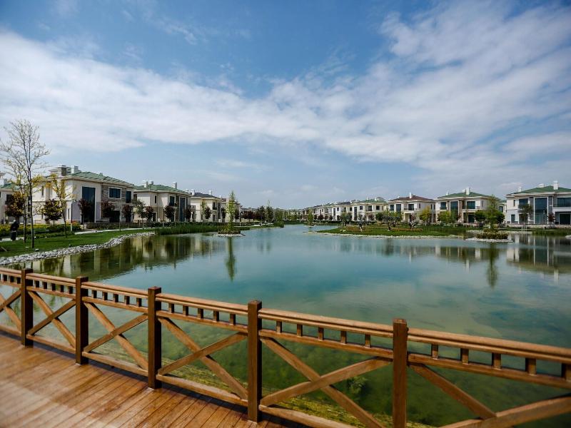Dreamland Golf Hotel Baku image