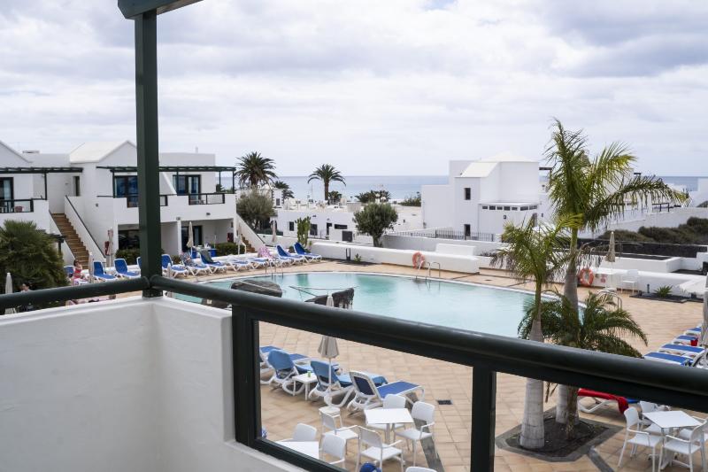Hotel Pocillos Playa image
