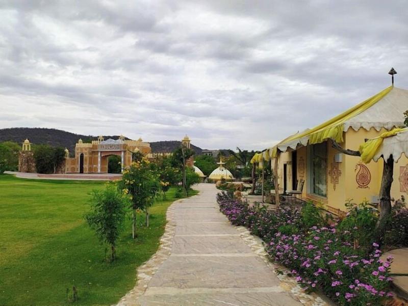 Lohagarh Fort Resort image