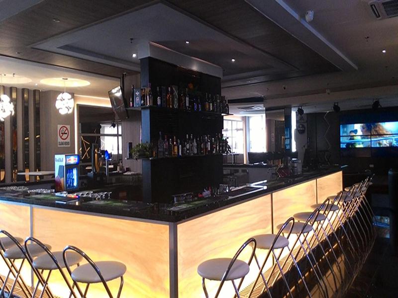 Kings Green Hotel image