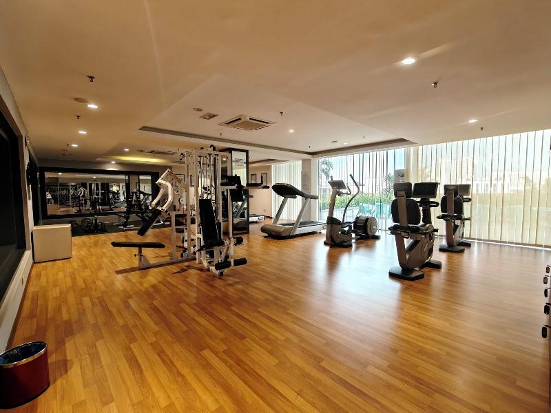 Kings Green Hotel image