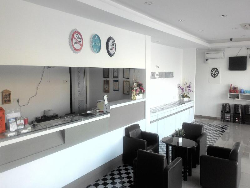 Sun Inns Hotel Laksamana image