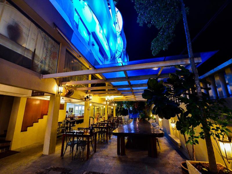 The Settlement Hotel image