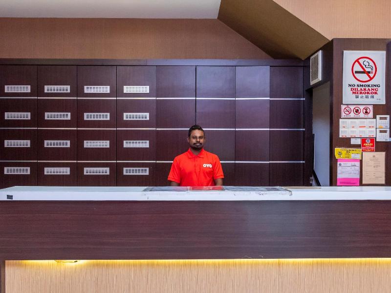 Oyo 1011 Remember Hotel image