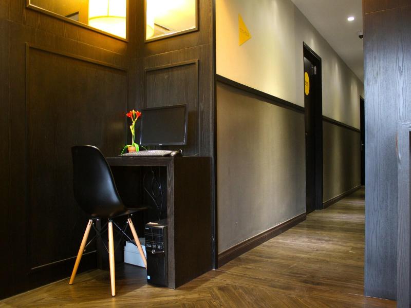 Vio Hotel Sri Petaling image