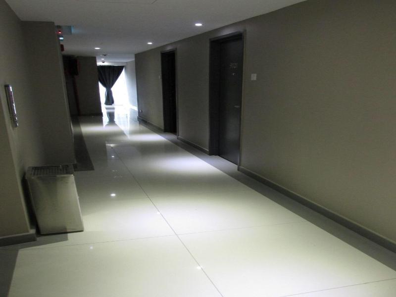 Hotel 99 Ss2 image