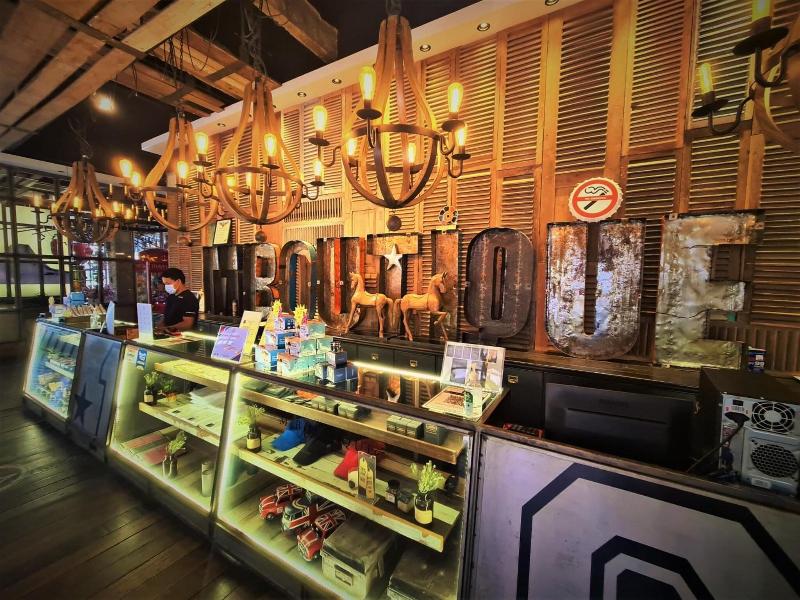 M Boutique Hotel Station 18