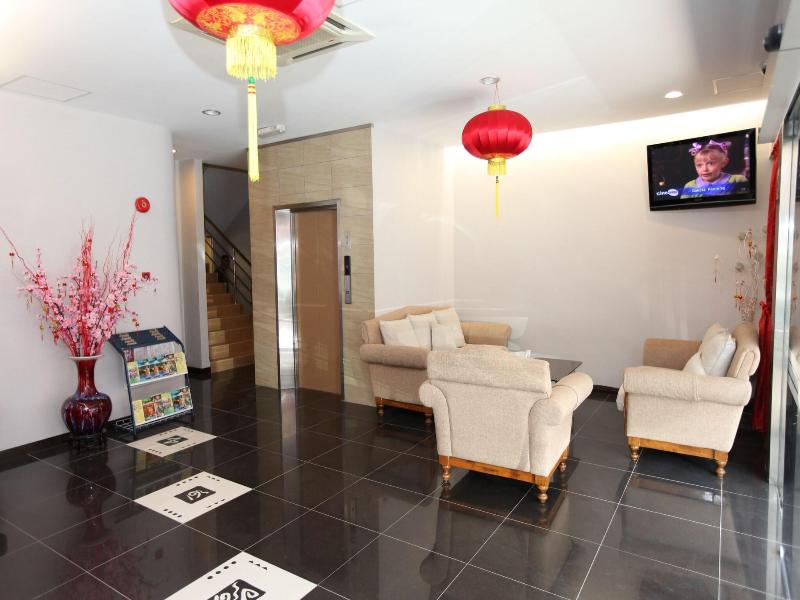 1 City Hotel  image