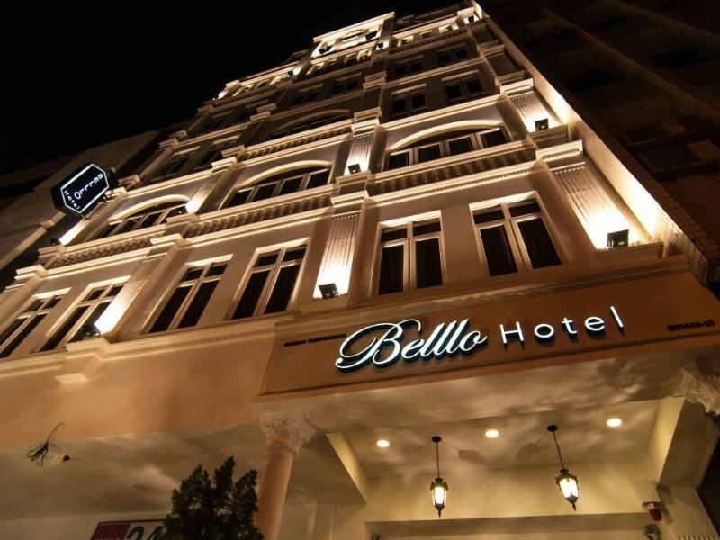 Belllo Hotel JB Central