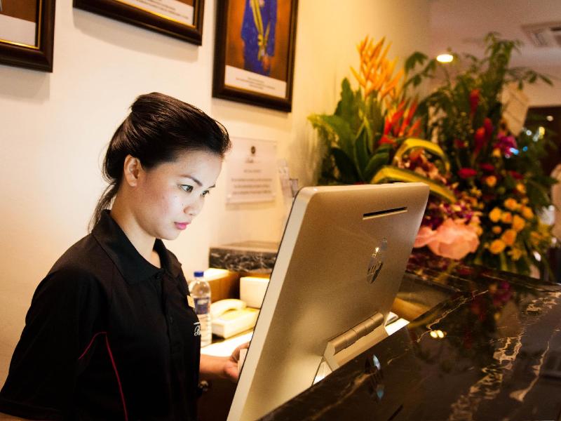 Belllo Hotel JB Central image