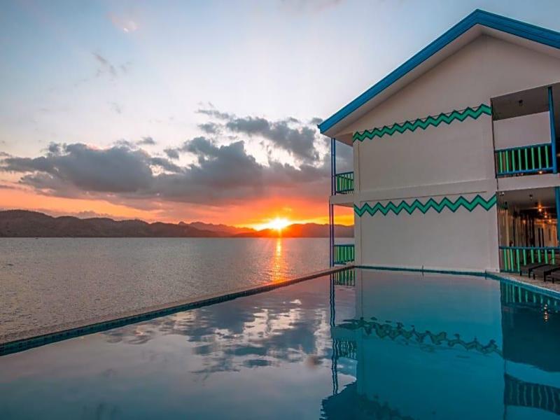 Coron Underwater Garden Resort image