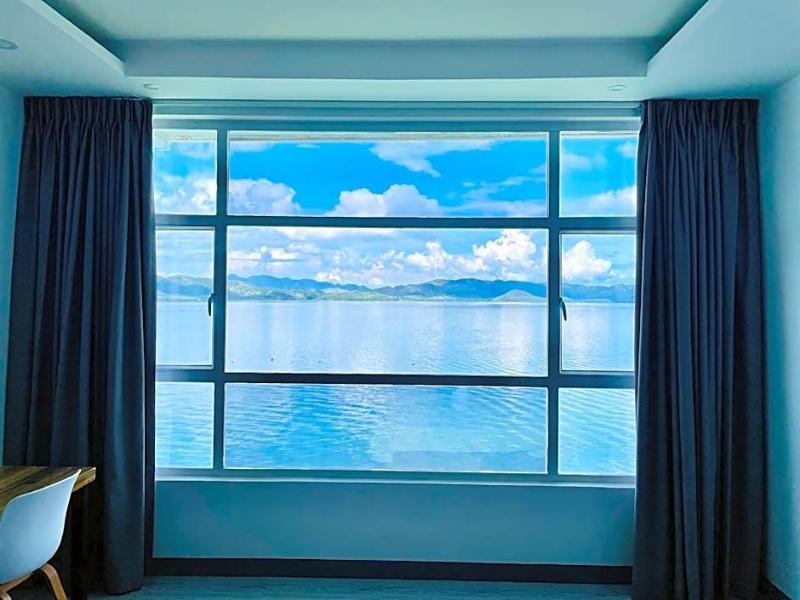 Coron Underwater Garden Resort image